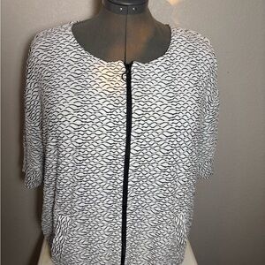 Allison Daley Plus Black and White Boxy 3/4 Sleeve Blouse